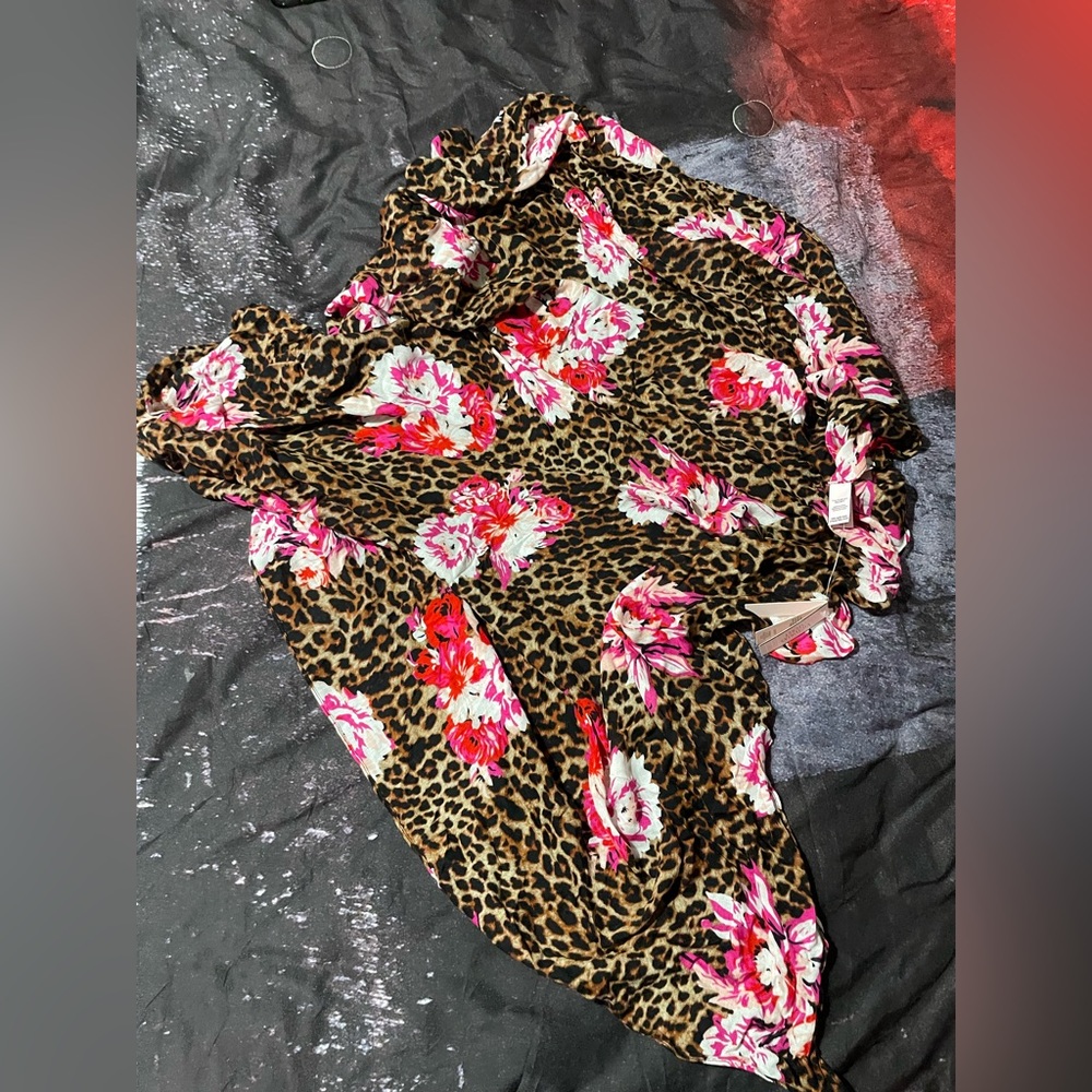 Victoria Secret Cheetah Scarf NWT